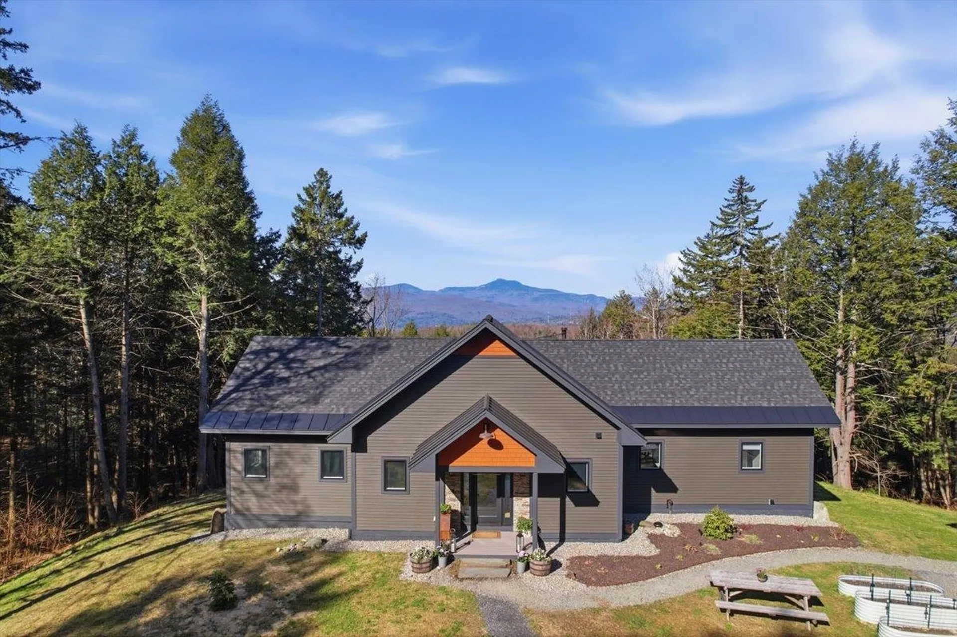545 Stagecoach Lane Waterbury VT 05677