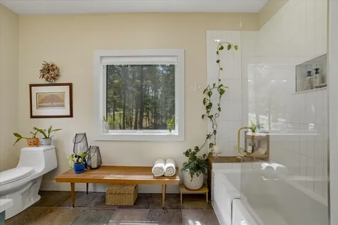 545 Stagecoach Lane Waterbury VT 05677
