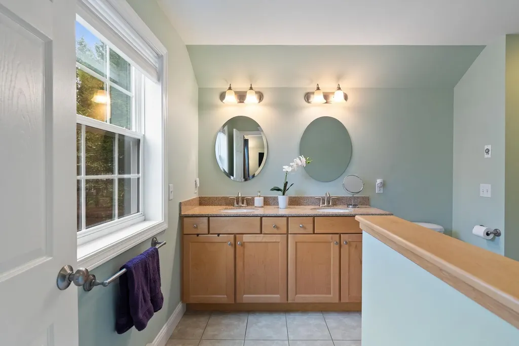 47 Lavoie Drive Essex Junction VT 05452