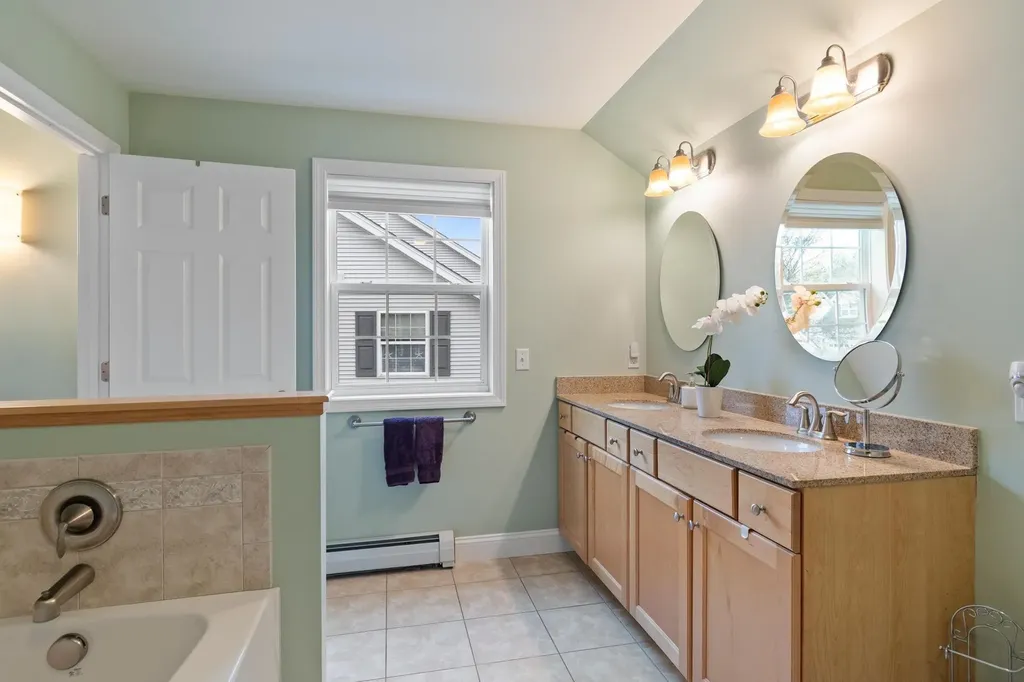 47 Lavoie Drive Essex Junction VT 05452