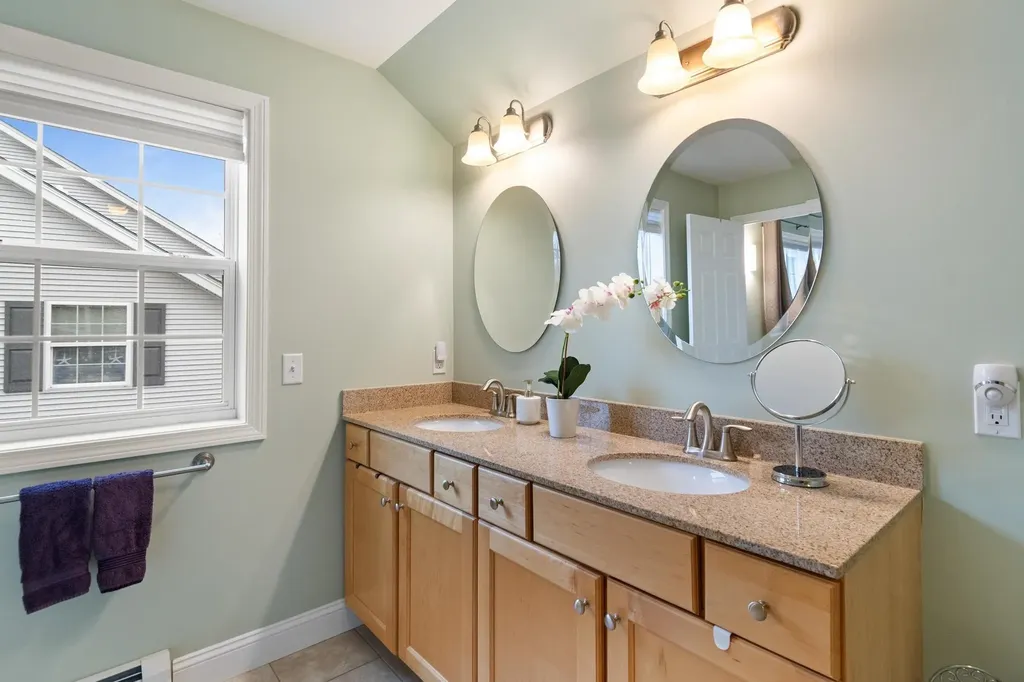47 Lavoie Drive Essex Junction VT 05452