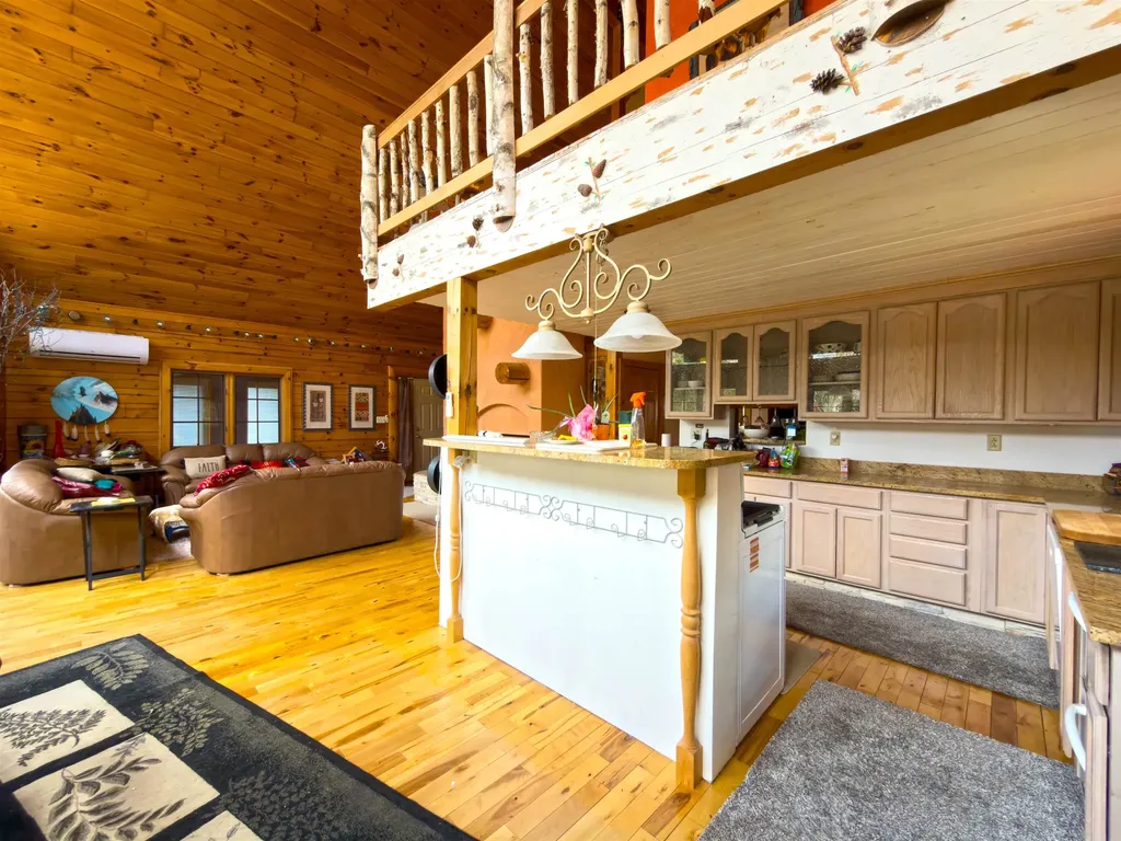 1988 Hudson Road Waterford VT 05848
