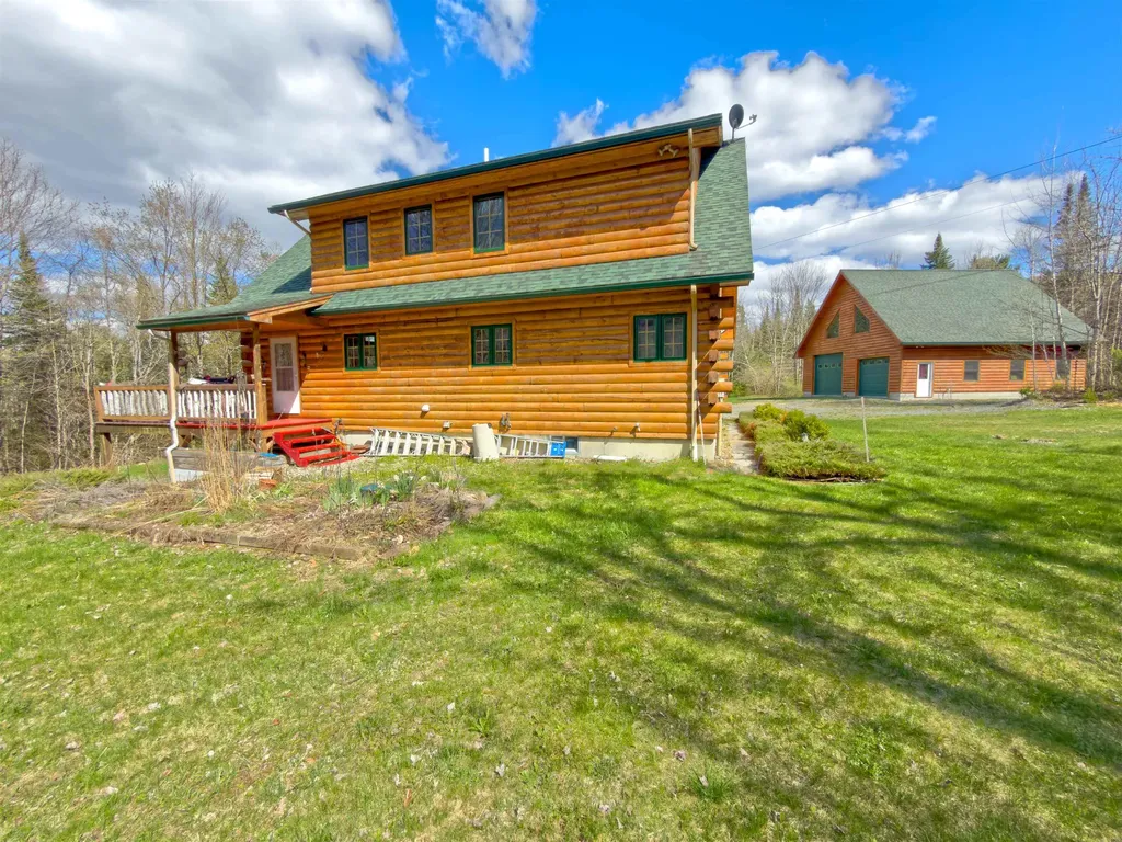 1988 Hudson Road Waterford VT 05848