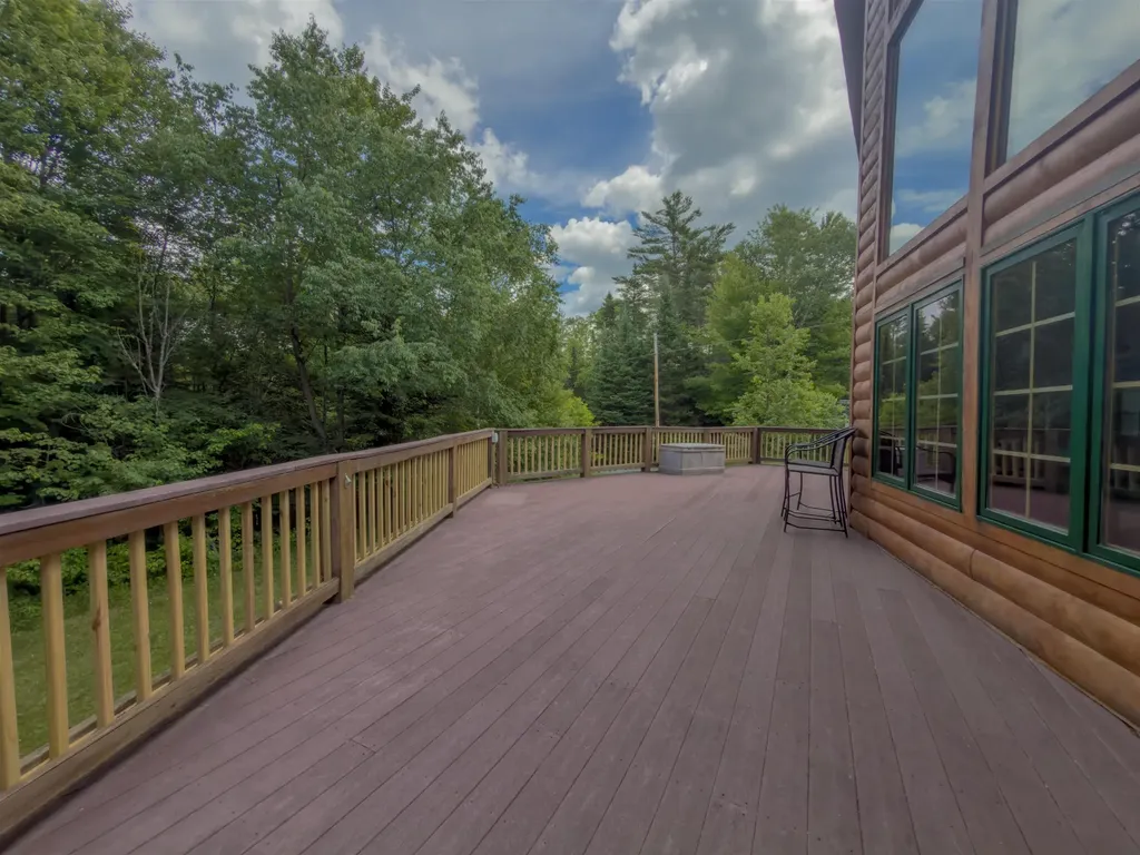 1988 Hudson Road Waterford VT 05848