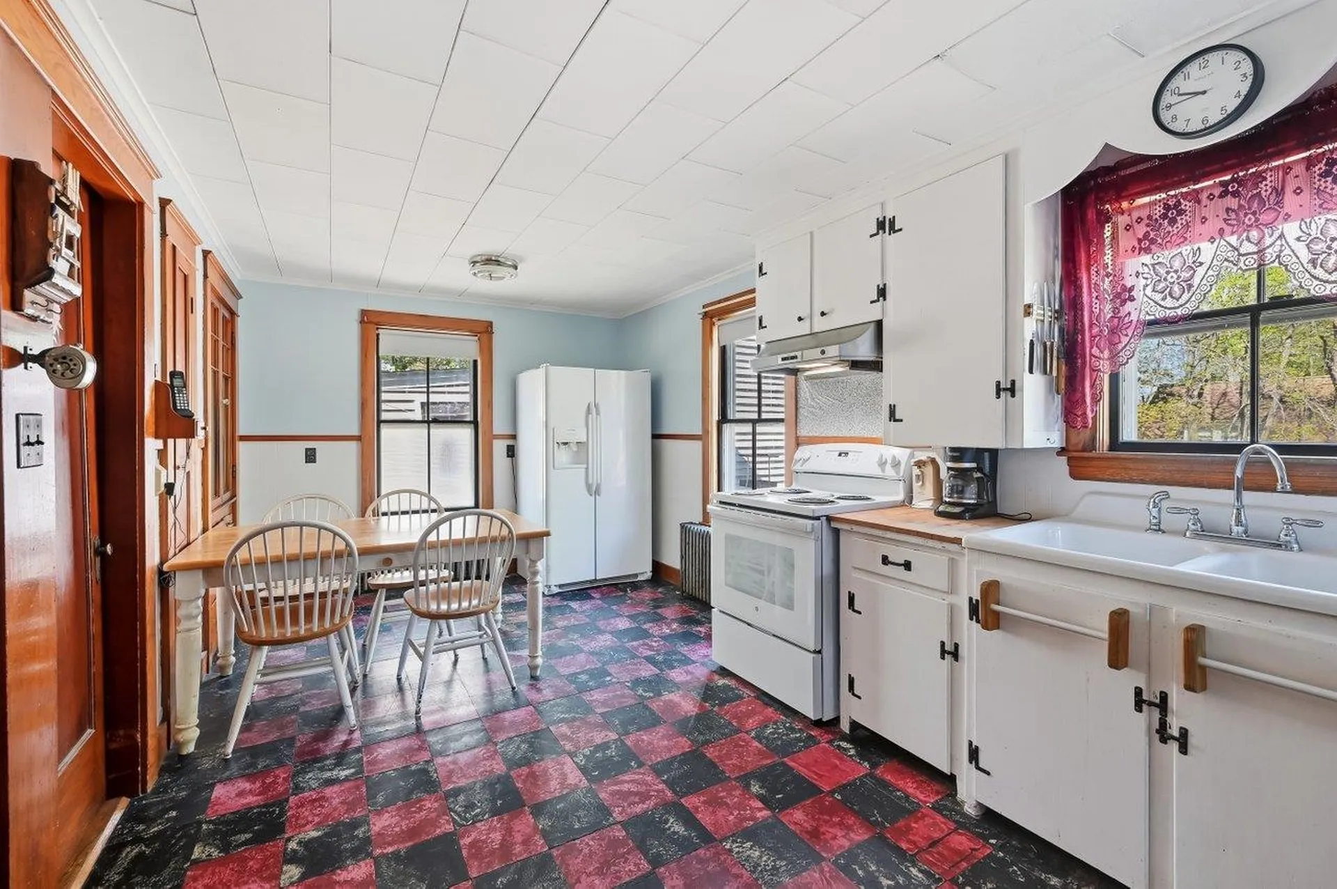 21 Dodge Street Rochester NH 03867