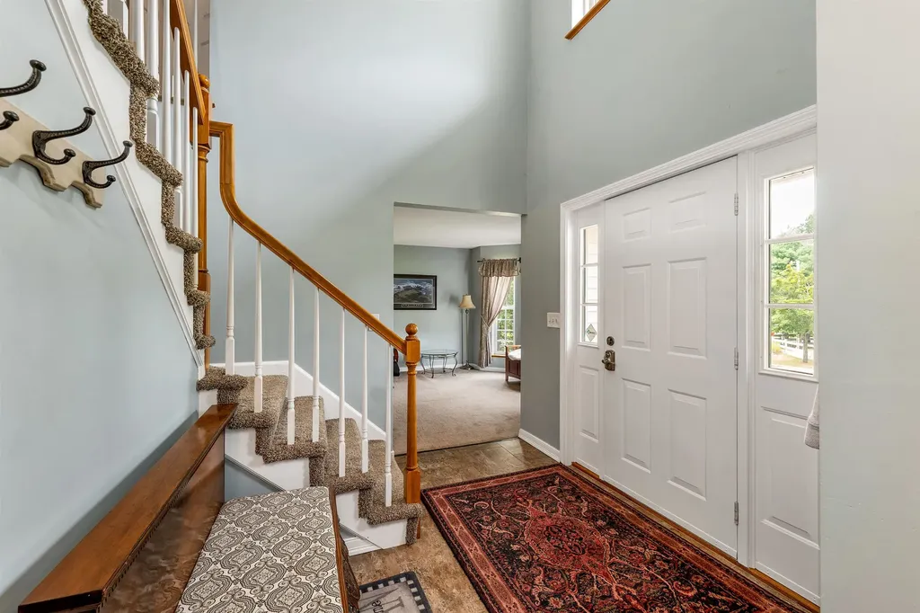 4 Jennifer Drive Pelham NH 03076