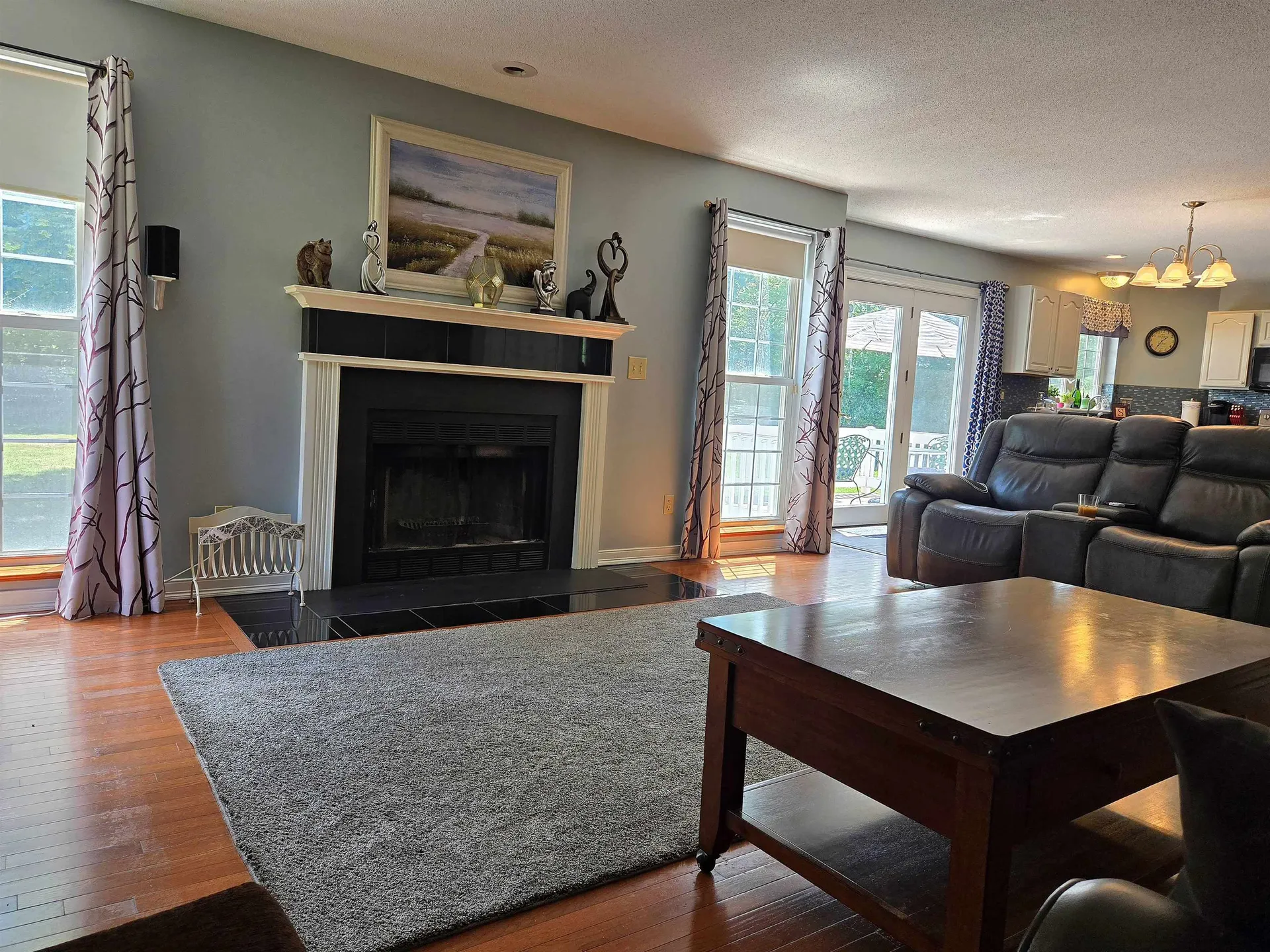 4 Jennifer Drive Pelham NH 03076