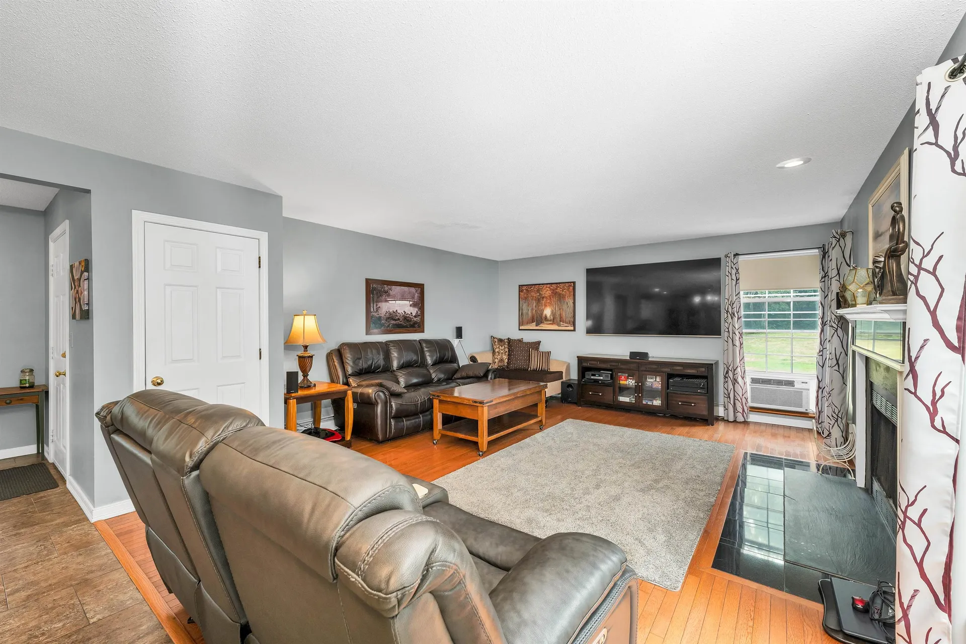 4 Jennifer Drive Pelham NH 03076