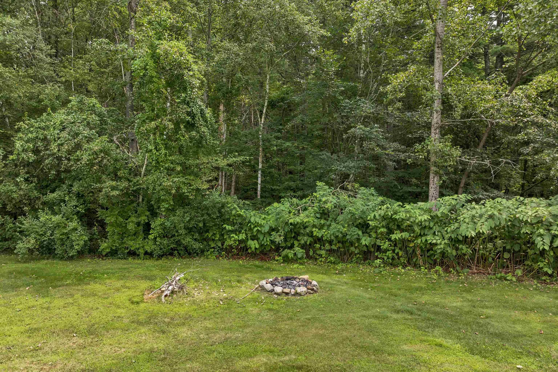 4 Jennifer Drive Pelham NH 03076