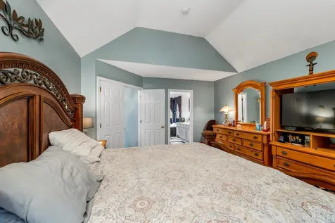 4 Jennifer Drive Pelham NH 03076