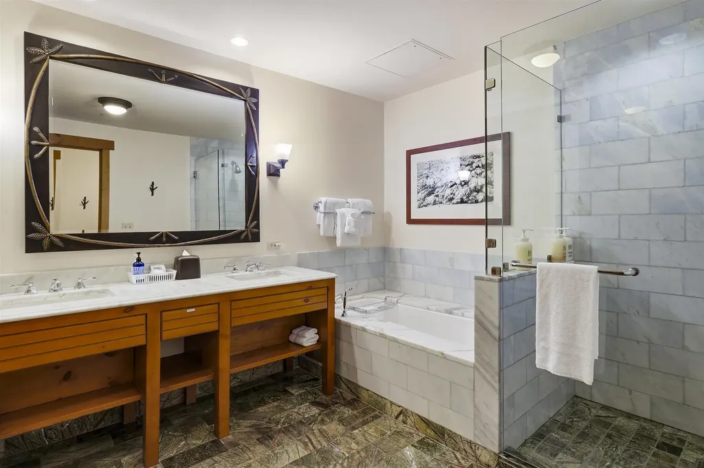 7412 Mountain Road Stowe VT 05672