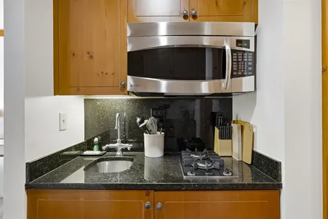 7412 Mountain Road Stowe VT 05672