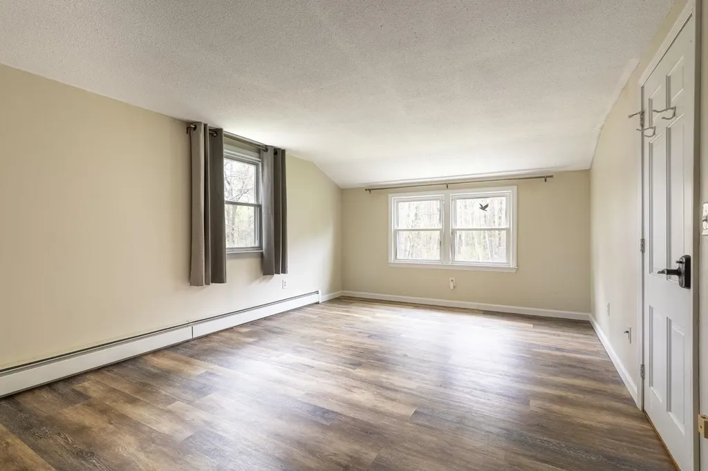 172 Warner Hill Road Derry NH 03038