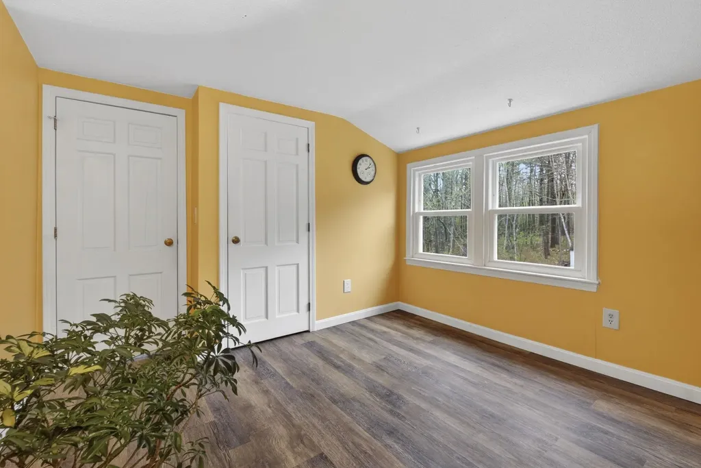 172 Warner Hill Road Derry NH 03038