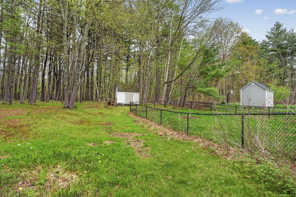 172 Warner Hill Road Derry NH 03038