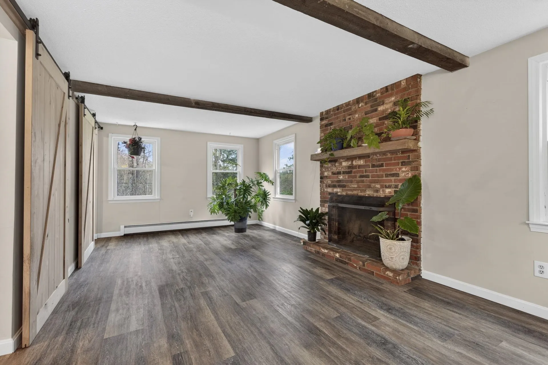 172 Warner Hill Road Derry NH 03038