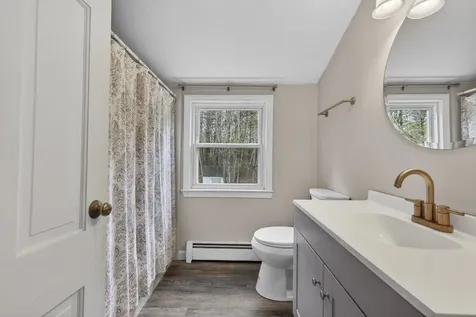 172 Warner Hill Road Derry NH 03038