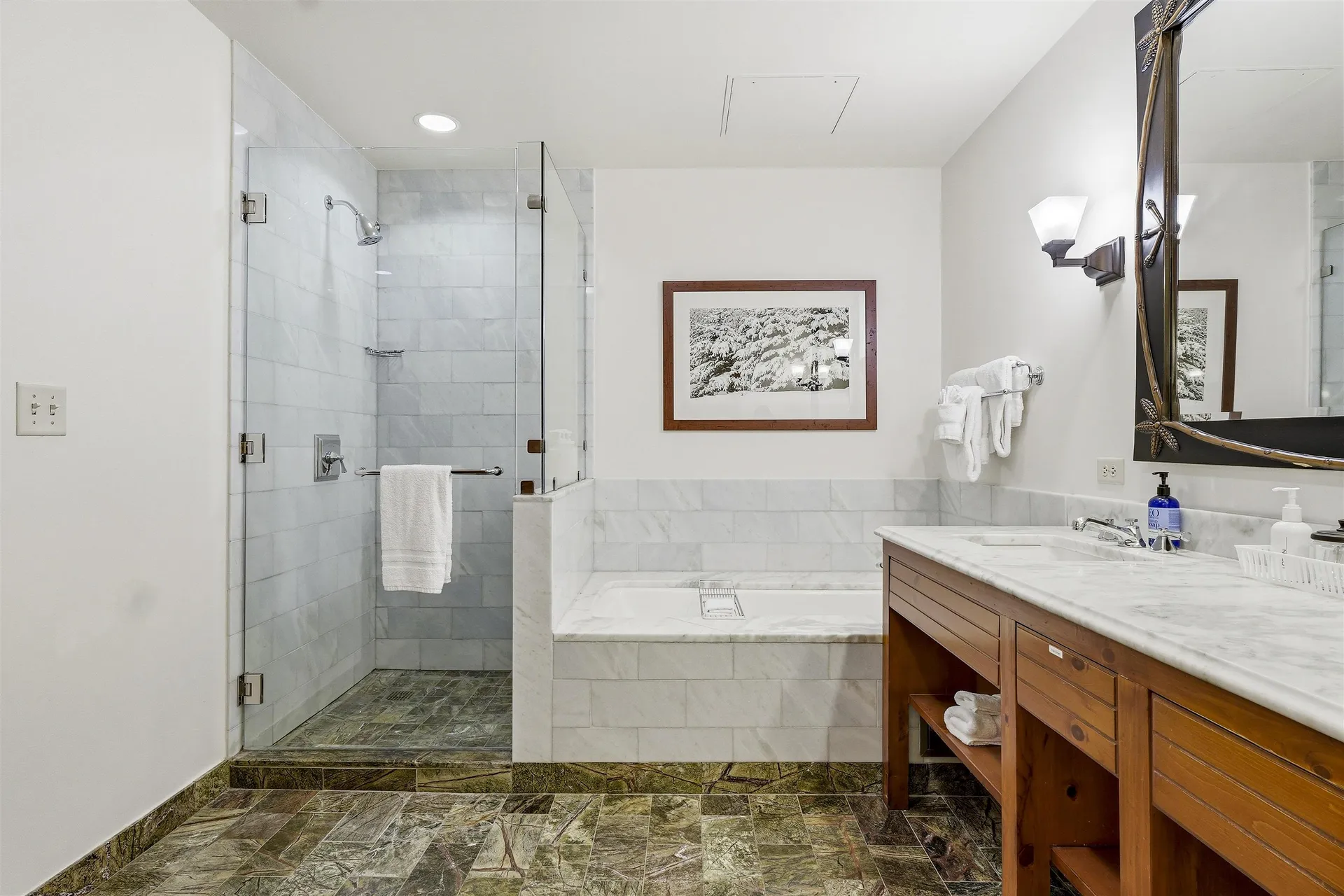 7412 Mountain Road Stowe VT 05672