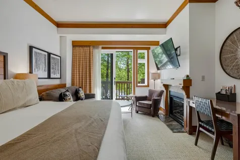 7412 Mountain Road Stowe VT 05672