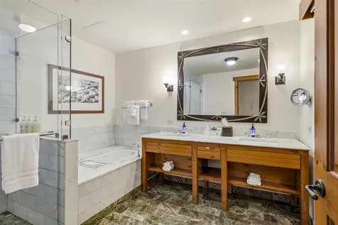 7412 Mountain Road Stowe VT 05672