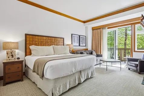 7412 Mountain Road Stowe VT 05672