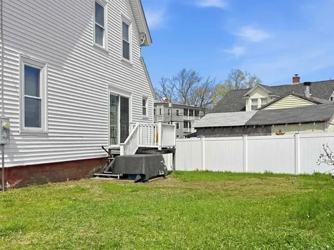 808 Grove Street Manchester NH 03103