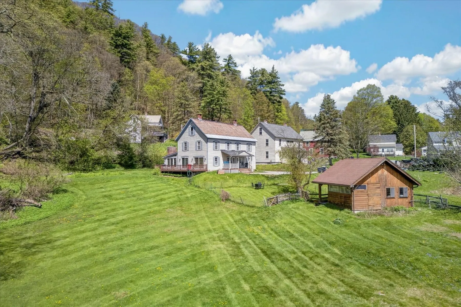 9-11 Mcgarry Street Proctor VT 05765