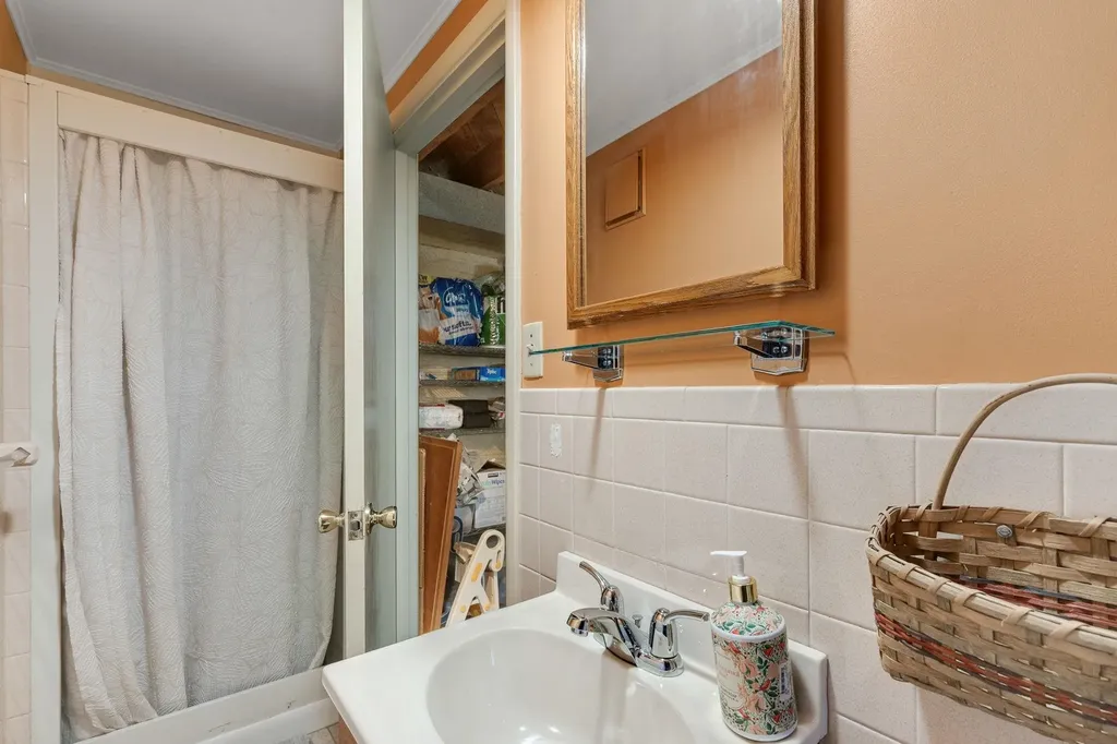 219 Towne Hill Road Montpelier VT 05602