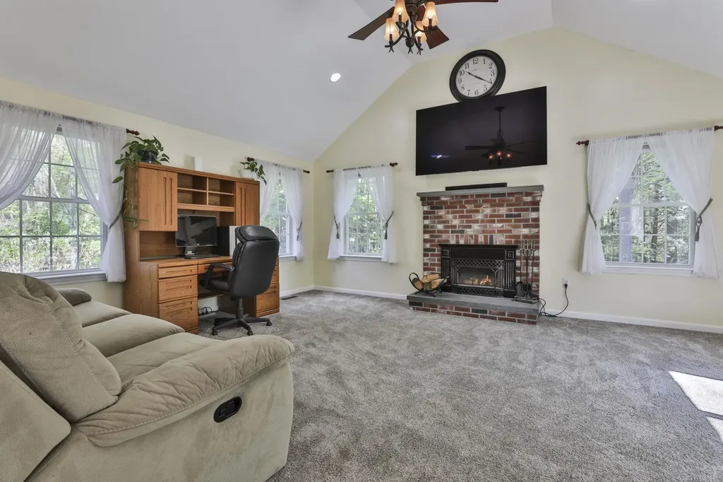 123 Noons Quarry Road Milford NH 03055