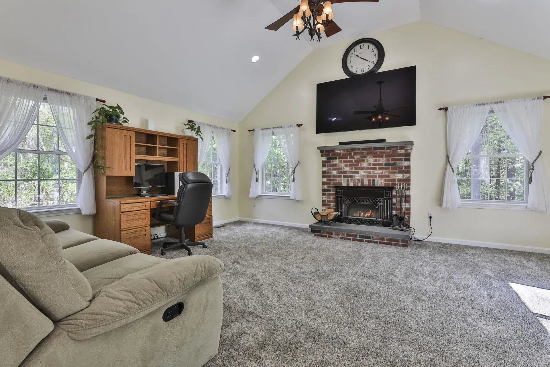 123 Noons Quarry Road Milford NH 03055