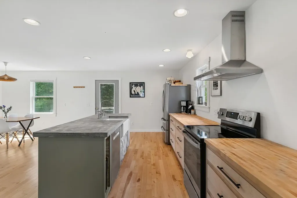 1152 Hopkins Hill Road Hardwick VT 05843