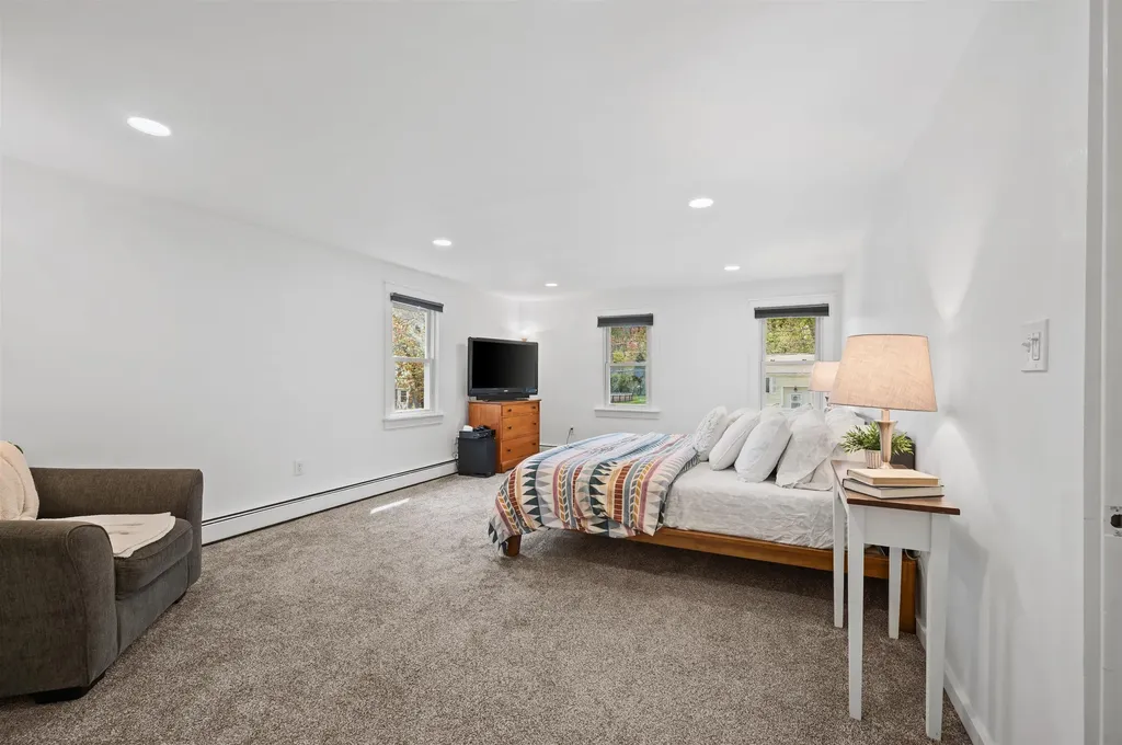 80 Stackpole Road Somersworth NH 03878