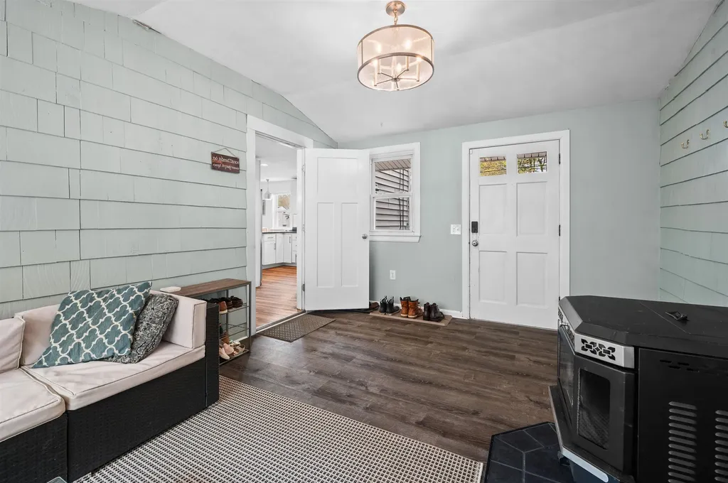 80 Stackpole Road Somersworth NH 03878