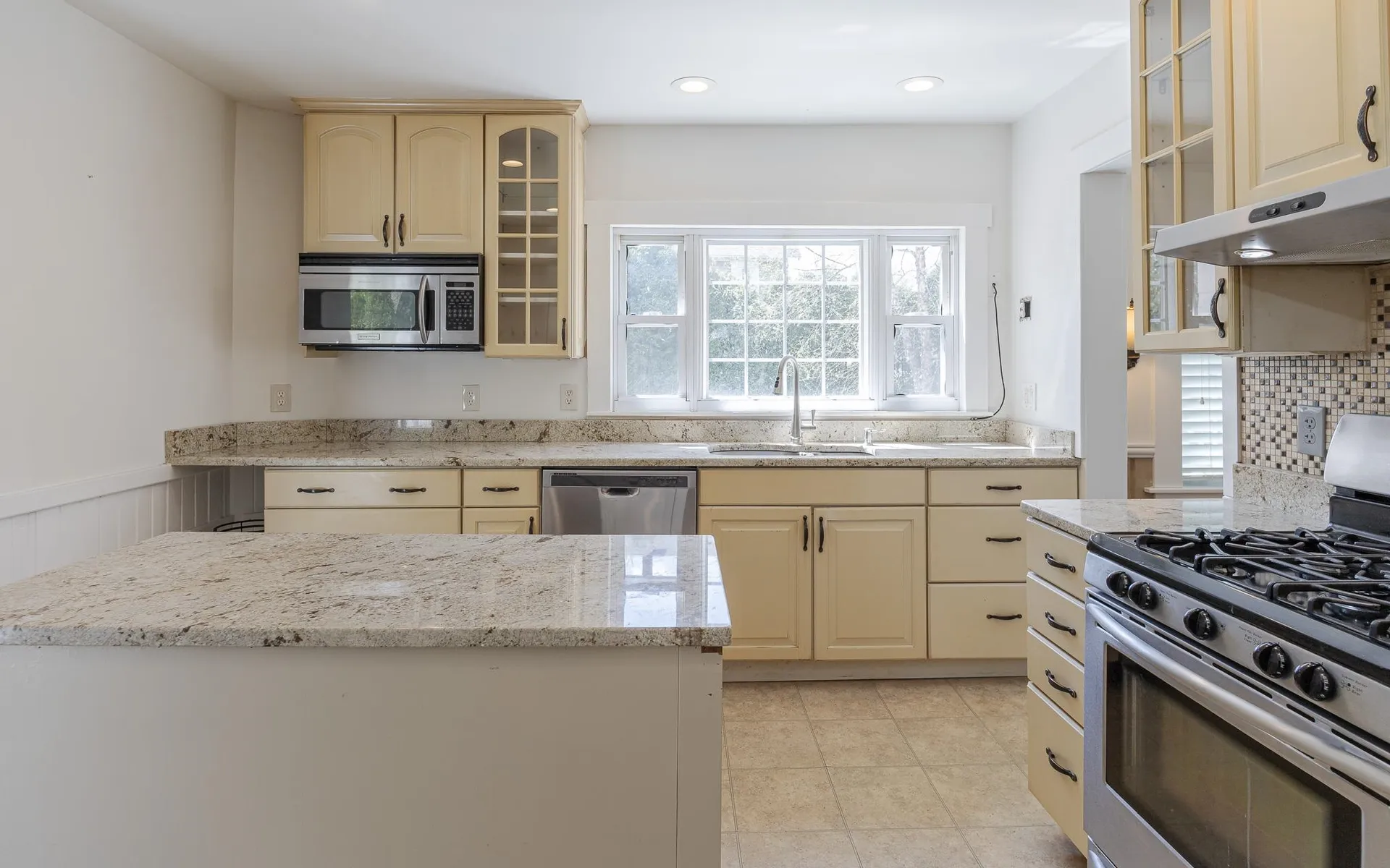 47 Baker Street Keene NH 03431
