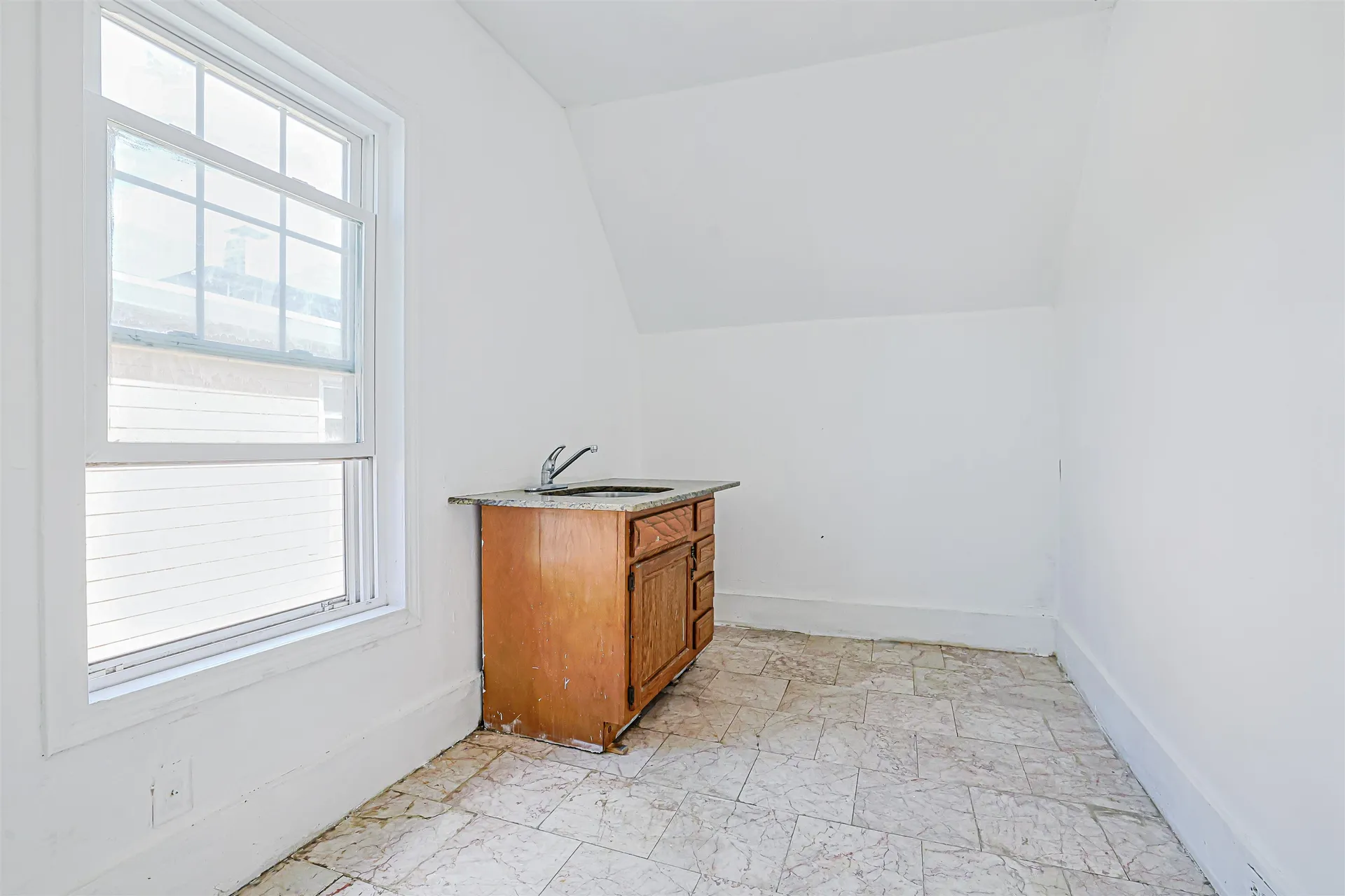 15 Harvard Street Nashua NH 03060