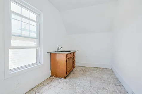 15 Harvard Street Nashua NH 03060