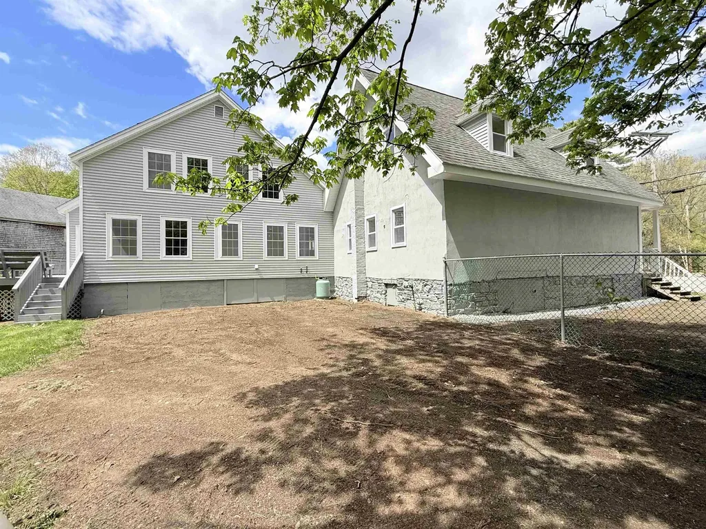 9 Blake Road Epping NH 03042