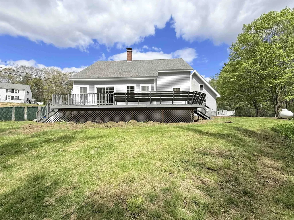 9 Blake Road Epping NH 03042