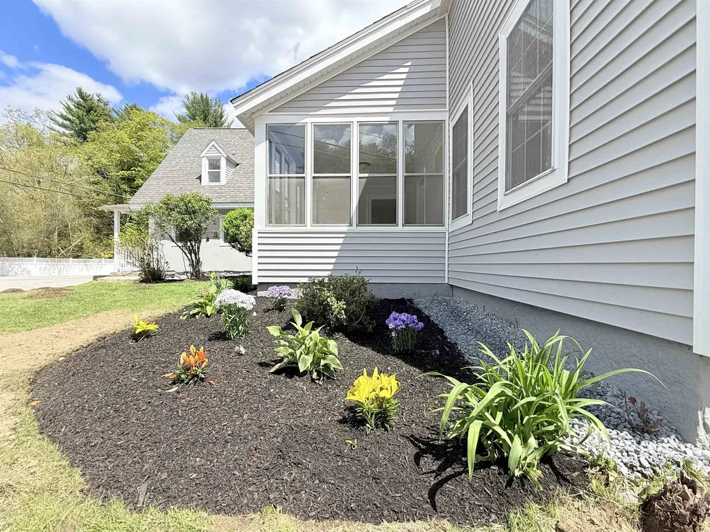 9 Blake Road Epping NH 03042