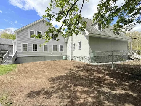 9 Blake Road Epping NH 03042