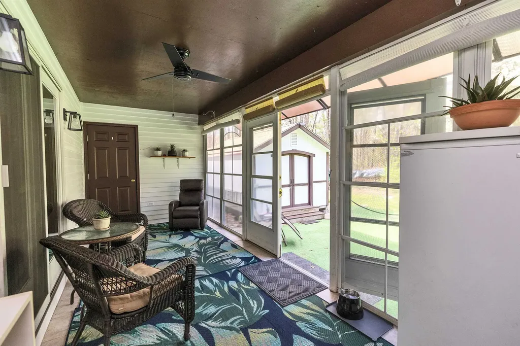 6 Nancy Lane Hooksett NH 03106