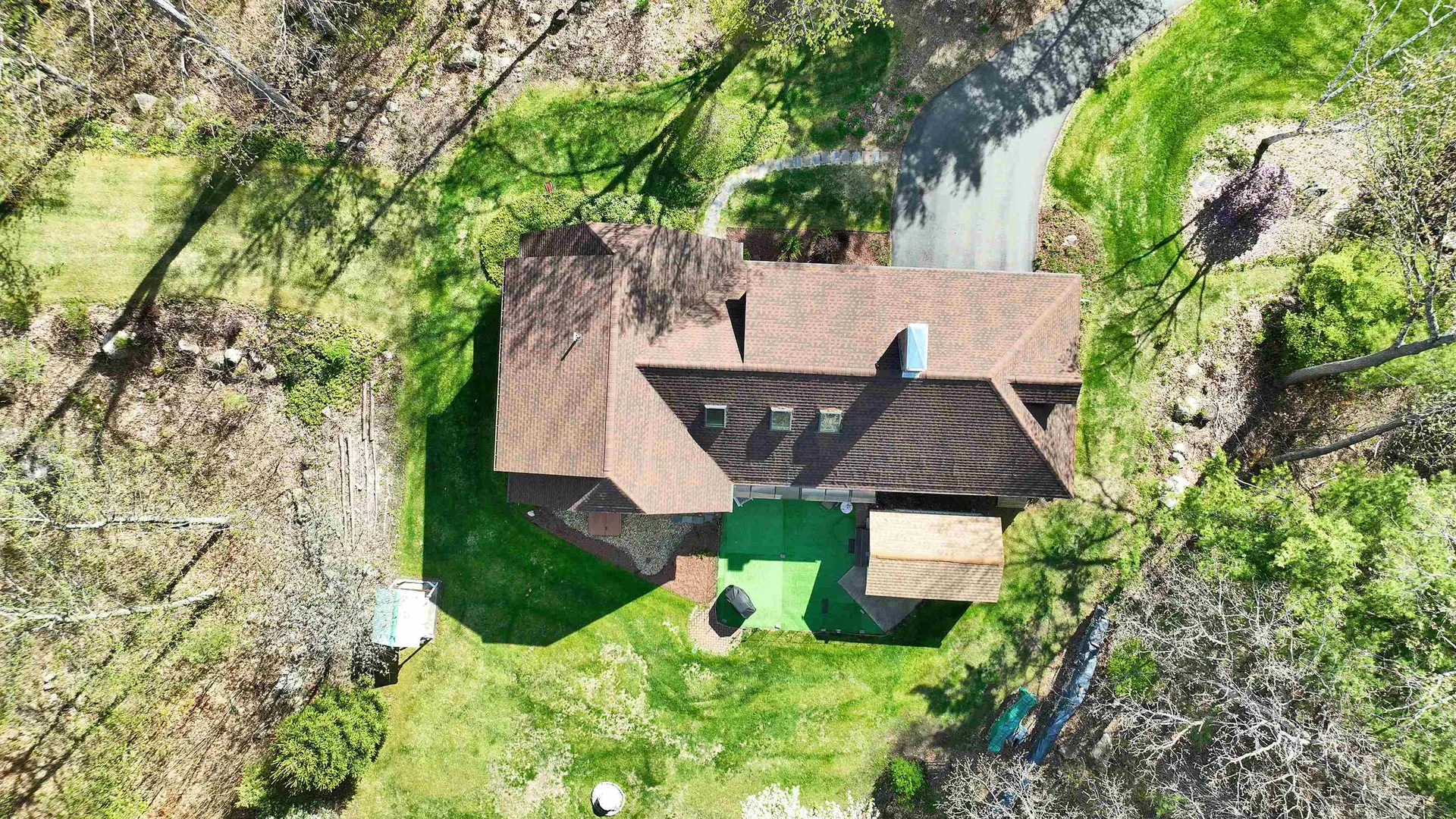 6 Nancy Lane Hooksett NH 03106