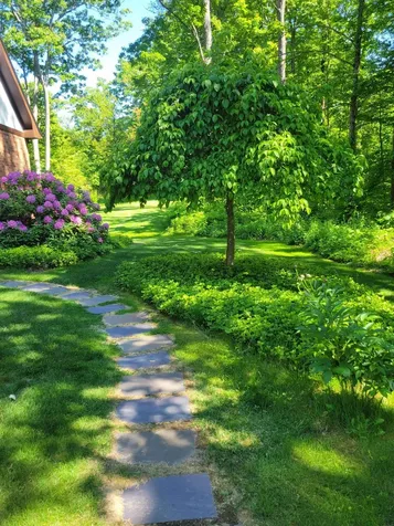 6 Nancy Lane Hooksett NH 03106