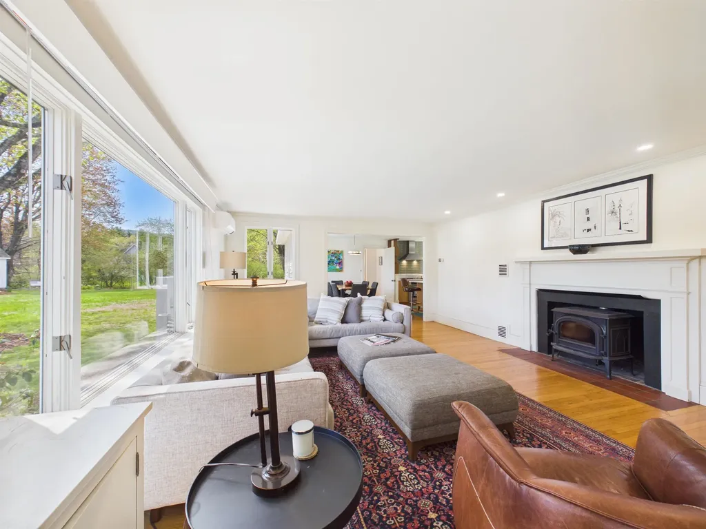 118 Hurricane Road Keene NH 03431