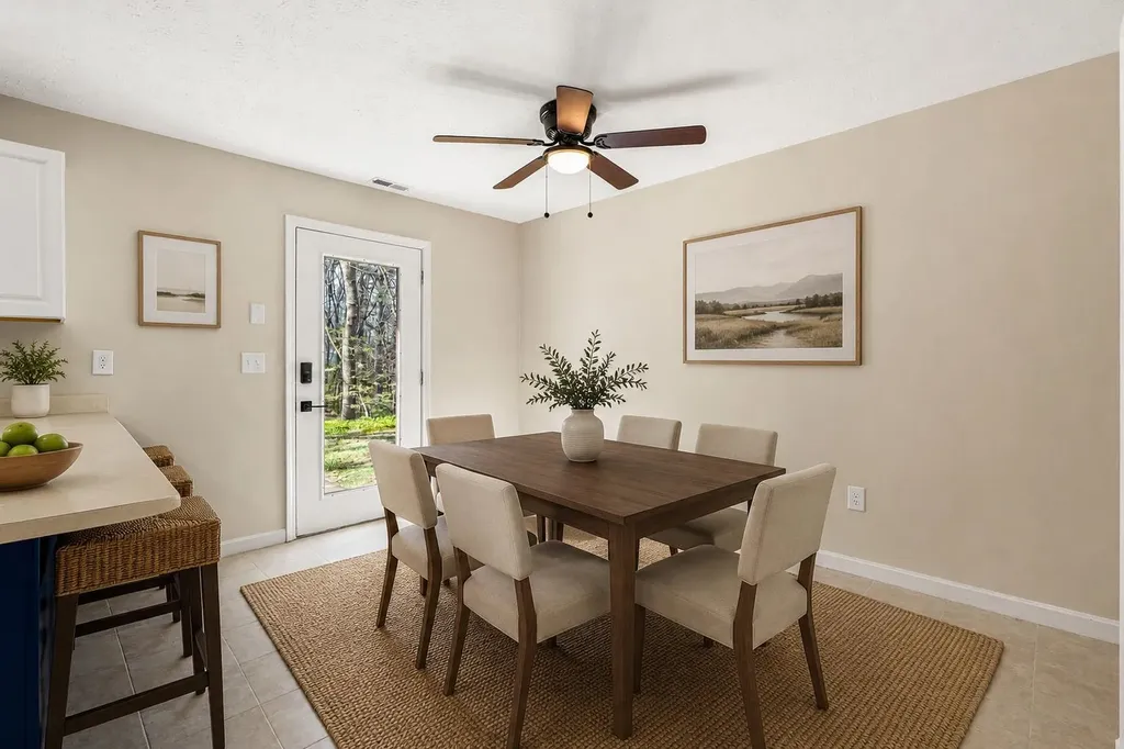 7B Kingston Way Hudson NH 03051