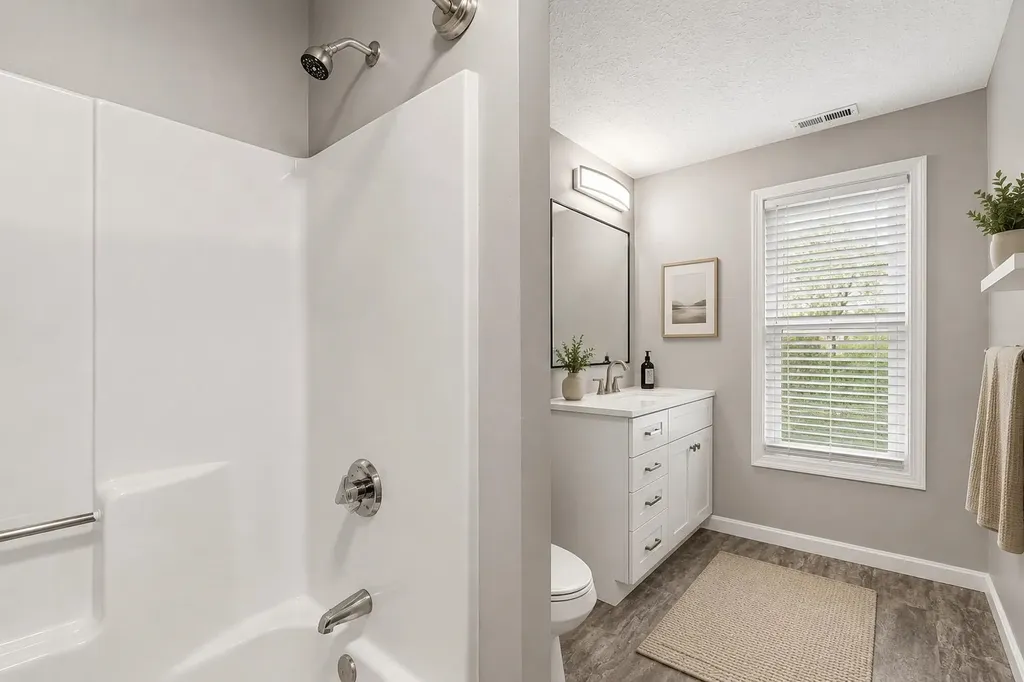 7B Kingston Way Hudson NH 03051