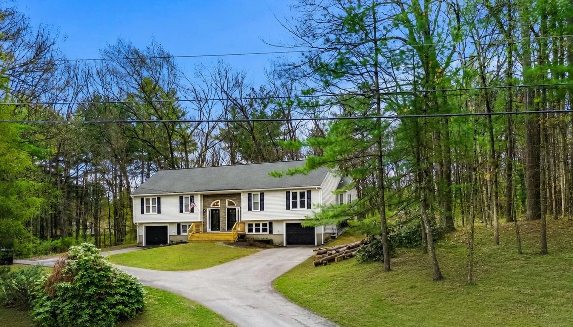 7B Kingston Way Hudson NH 03051