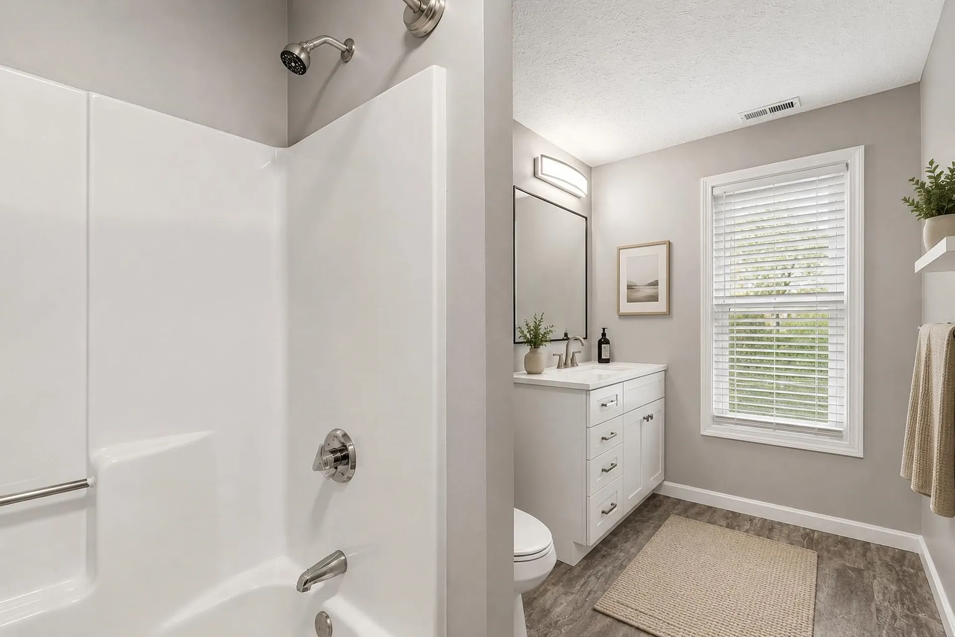 7B Kingston Way Hudson NH 03051