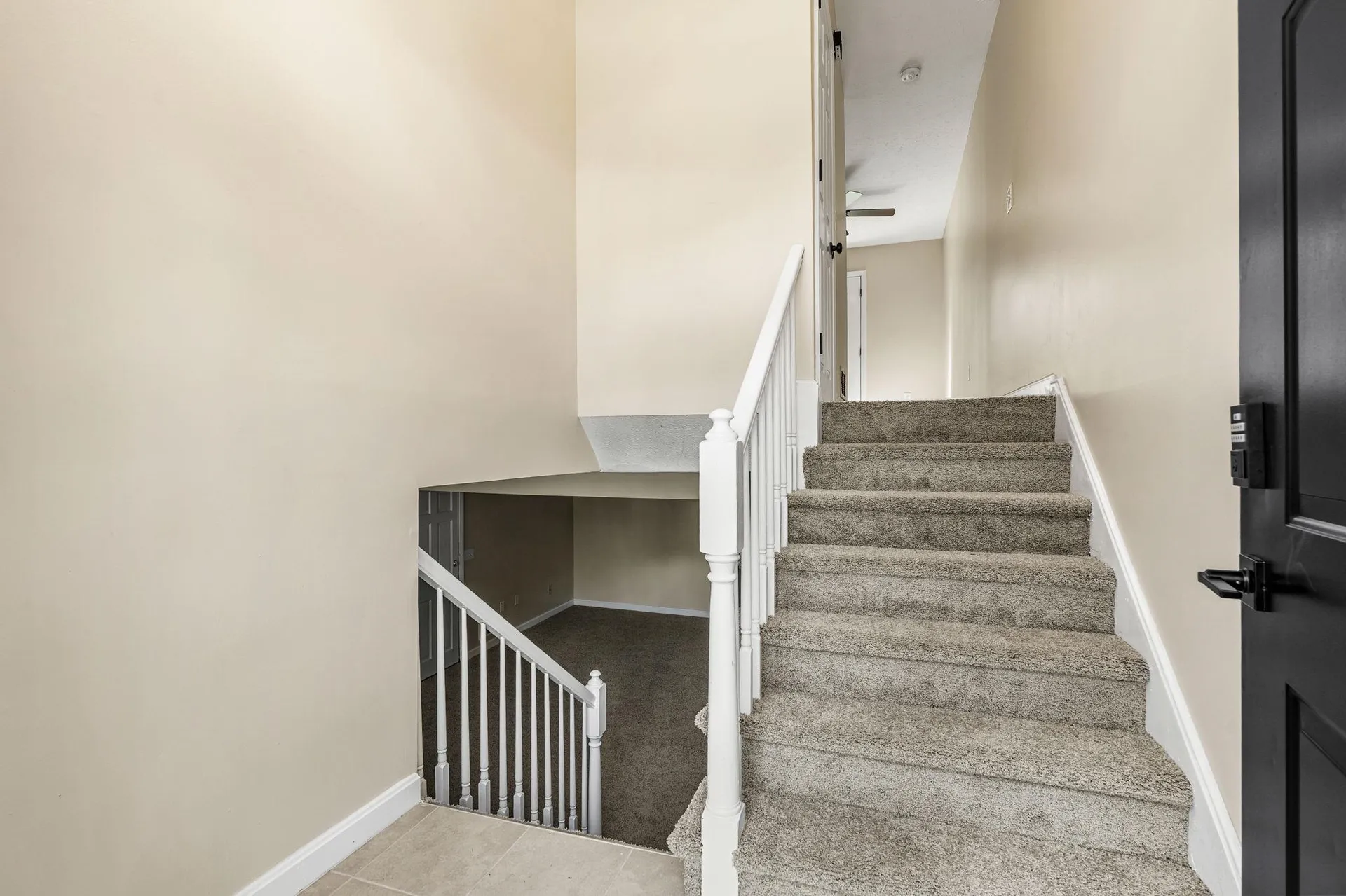 7B Kingston Way Hudson NH 03051