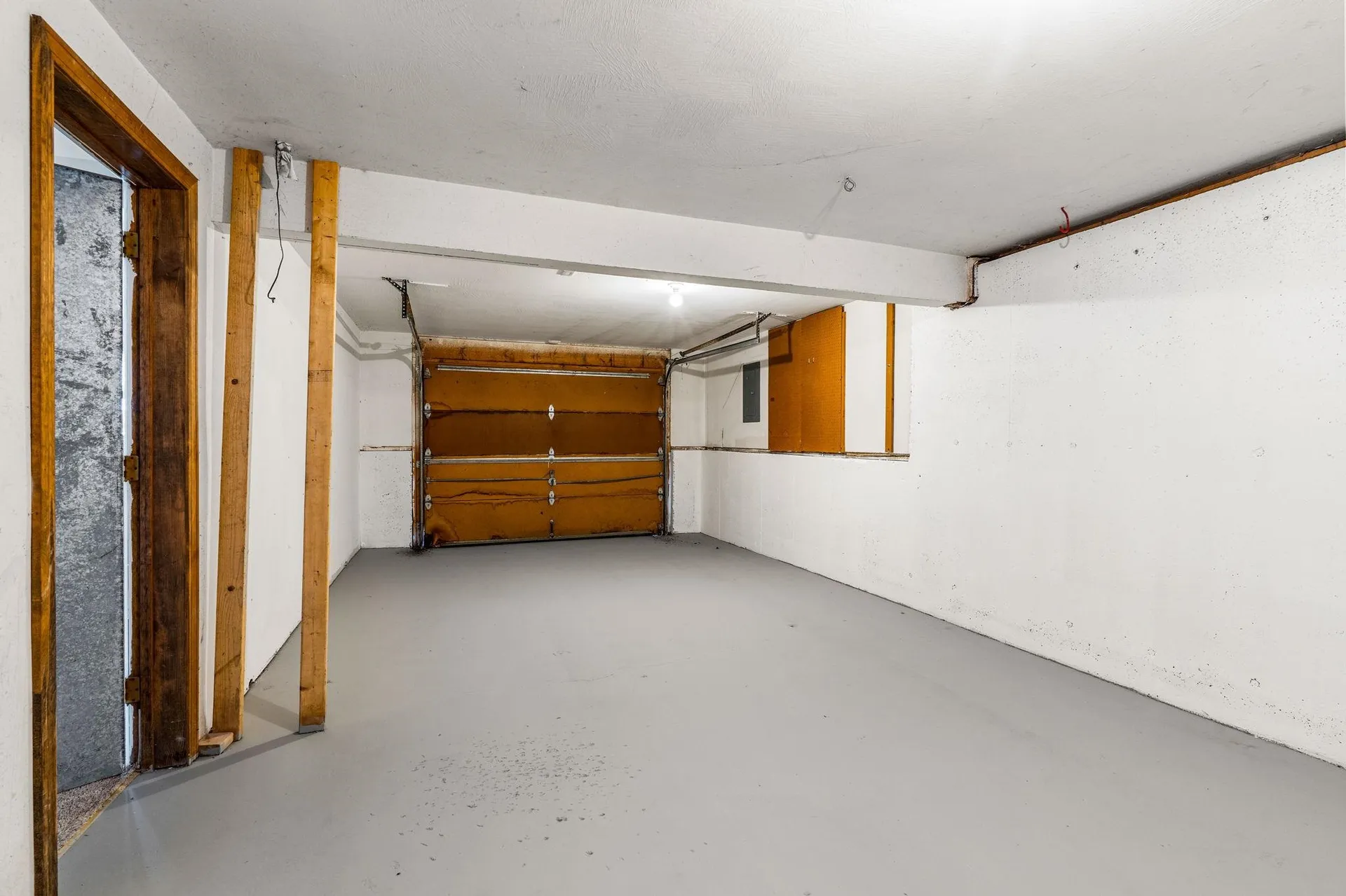 7B Kingston Way Hudson NH 03051